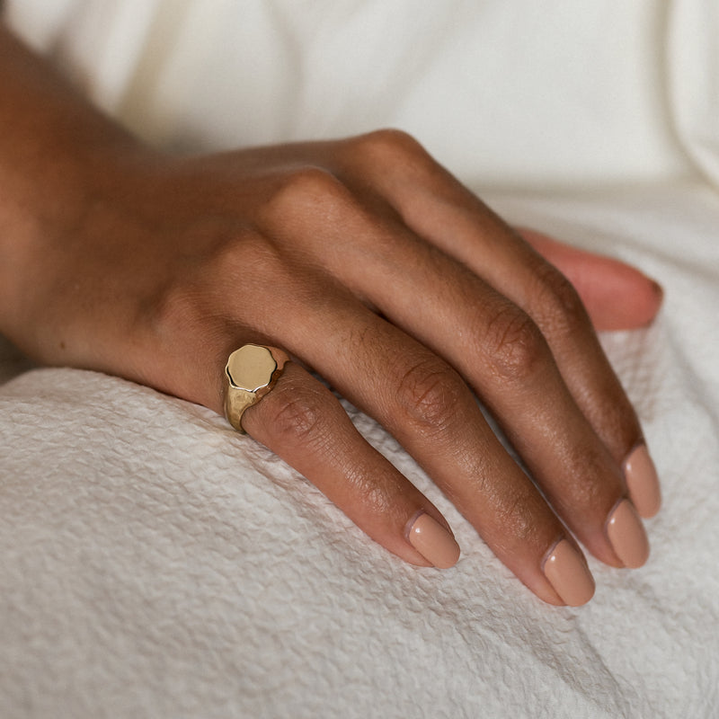 Mini Fausta Signet 14ct Gold Ring