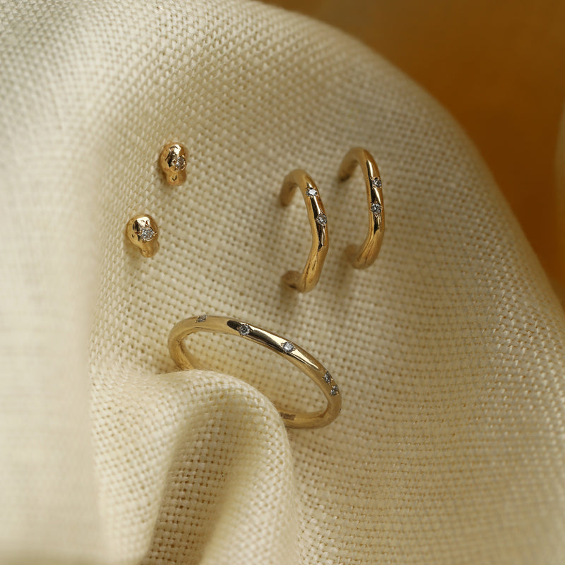 Slim Armfelt Diamond Scatter 14ct Wedding Ring