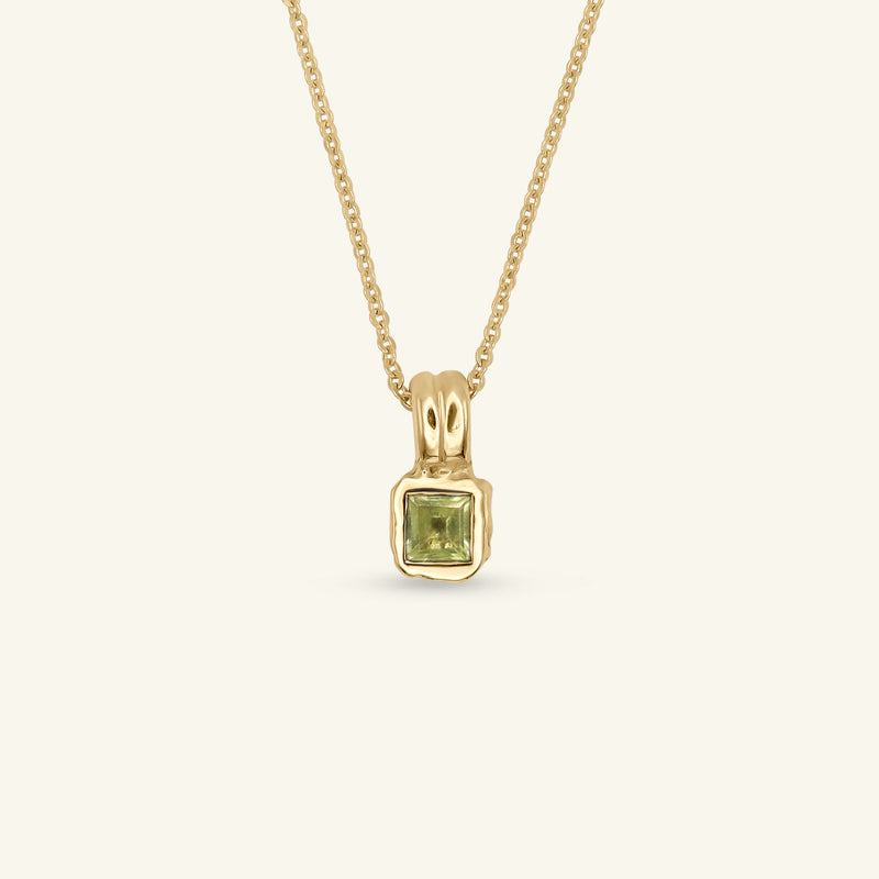 Lys Peridot Solitaire 14ct Gold Necklace