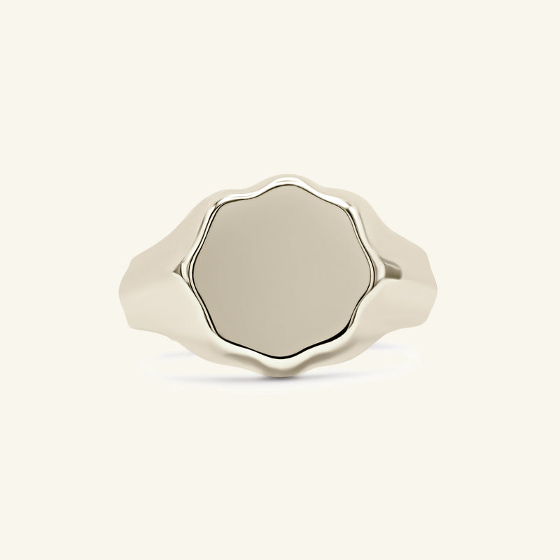 Mini Fausta Signet 14ct Gold Ring